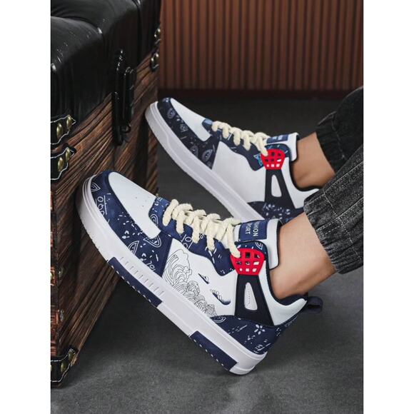 Size 11 men’s sneakers, high-top, strap, random print, flat sole, casual style - Picture 7 of 9